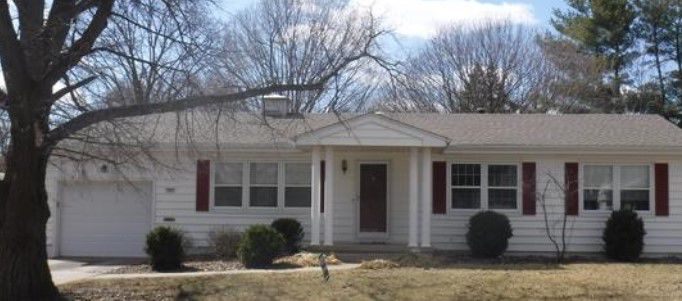 303 Oakdale, Normal $137,000